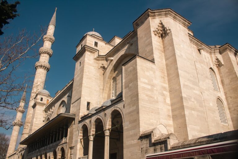 The Wonderful Architecture of Suleymaniye Mosque